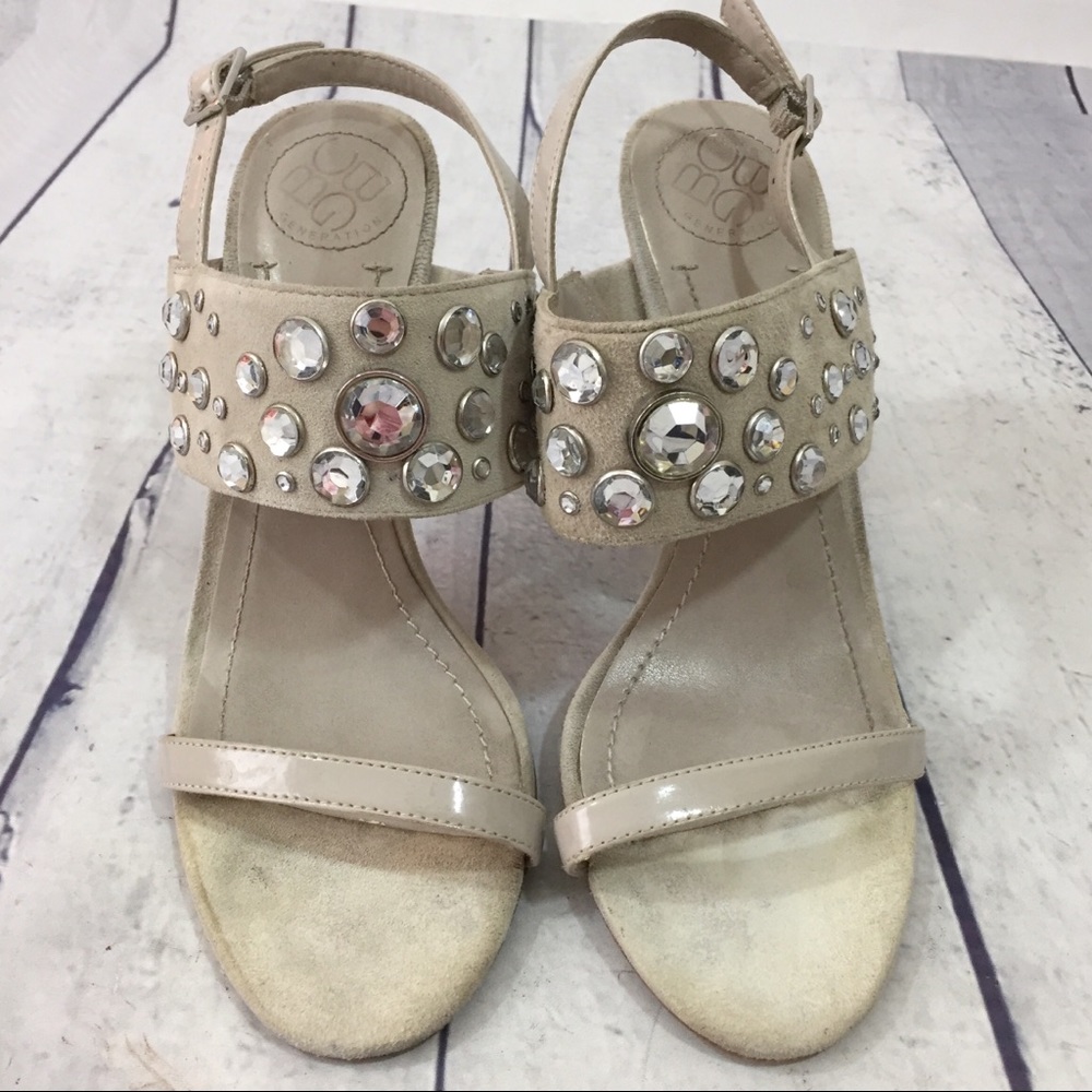 DONATING TODAY-7/10! LAST CHANCE!Crystal stud heel - Picture 2 of 8